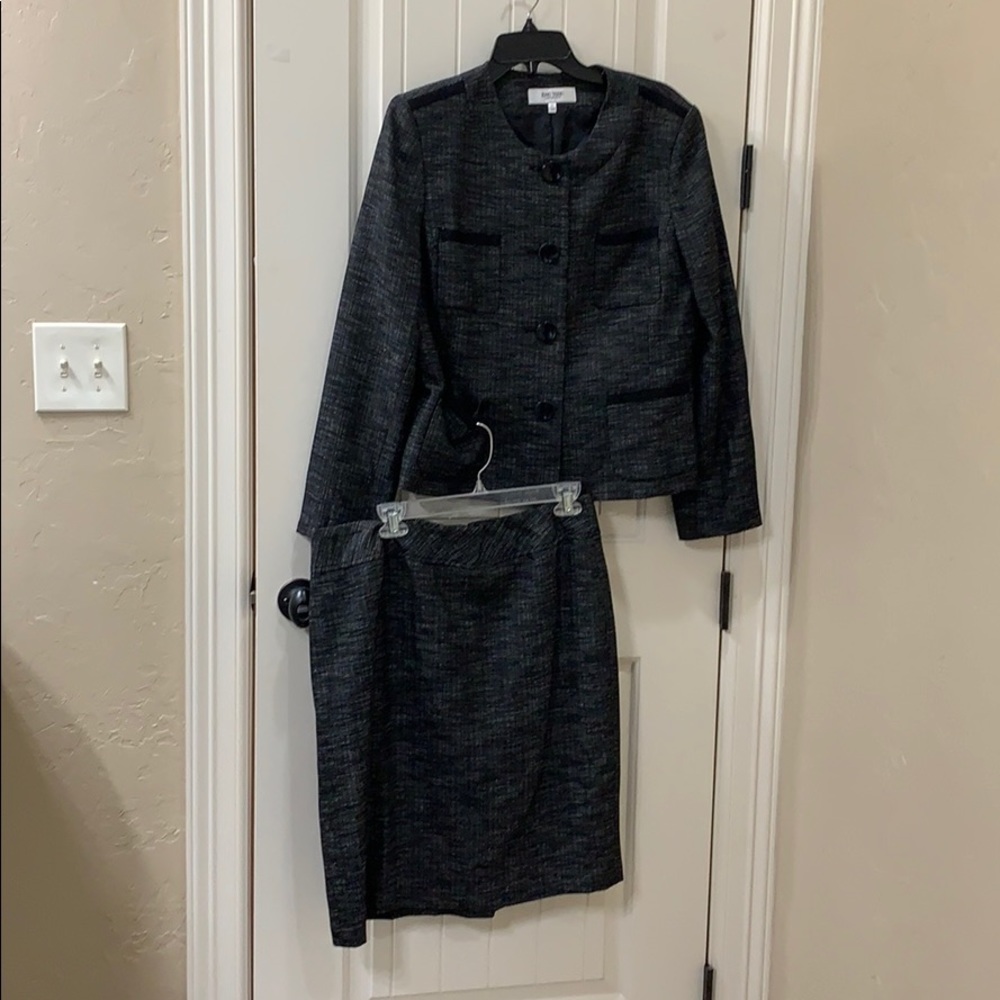 Awesome 2pc Suit
